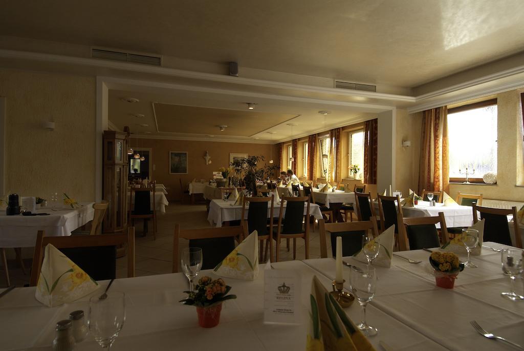 Hotel Regina Zirndorf Εξωτερικό φωτογραφία