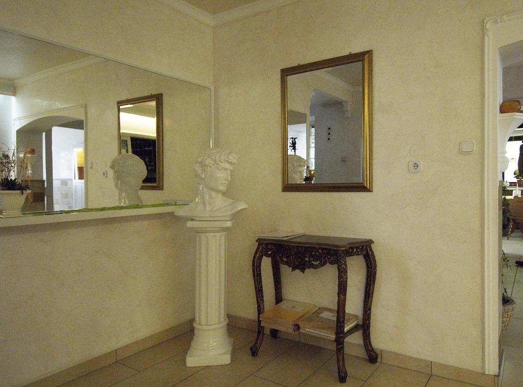 Hotel Regina Zirndorf Εξωτερικό φωτογραφία
